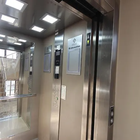 Menada In Tarsis Nova Apartman Napospart