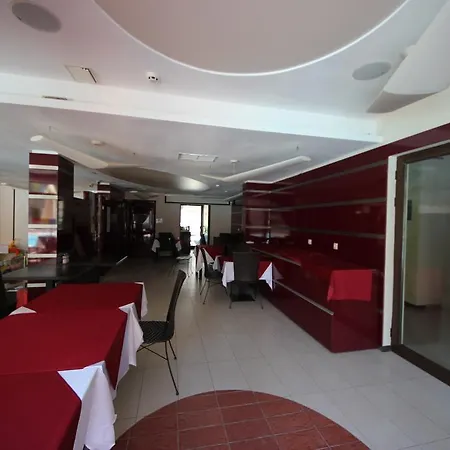 Menada In Tarsis Nova شقة ساني بيتش
